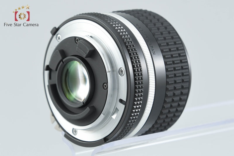 Nikon Ai-S NIKKOR 28mm f/2.8