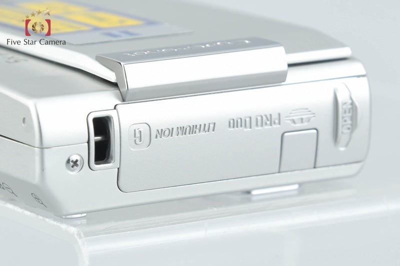 Sony Cyber-Shot DSC-T100 Silver 8.1 MP Digital Camera [Japanese Language Only]