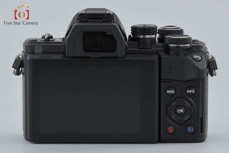 "Count 262" Olympus OM-D E-M10 Mark II Black 16.1 MP 14-42 EZ Lens w/ Box