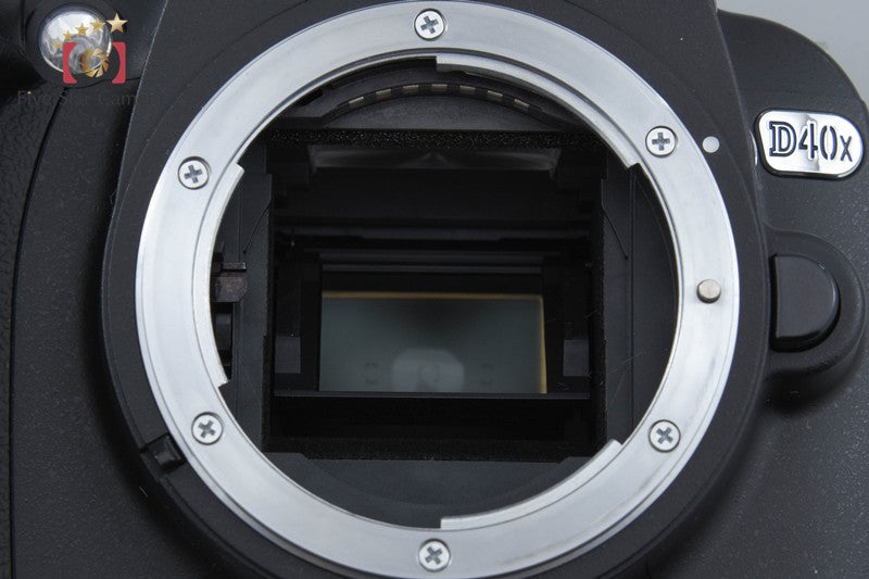 "Count 2,671" Nikon D40x 10.2 MP DSLR AF-S DX NIKKOR 18-55mm G II ED Lens