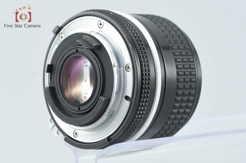 Nikon Ai NIKKOR 24mm f/2.8