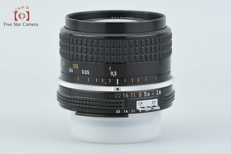 Nikon Ai NIKKOR 24mm f/2.8