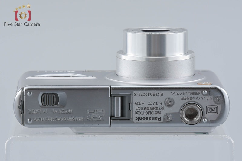 Panasonic LUMIX DMC-FX30 Precious Silver 7.2 MP Digital Camera