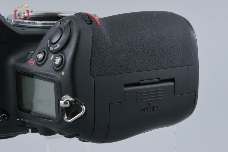 Nikon D700 12.1 MP Digtal SLR Camera Body