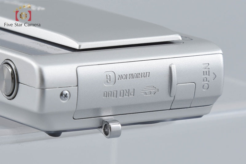 SONY Cyber-shot DSC-T20 Silver 8.1 MP Digital Camera [Japanese Language Only]