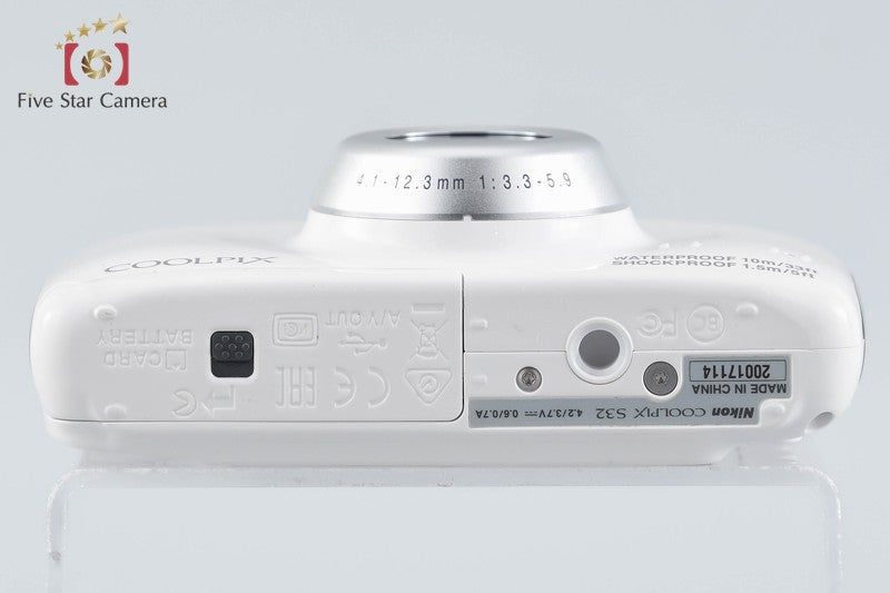 Nikon COOLPIX S32 White 13.2 MP Digital Camera
