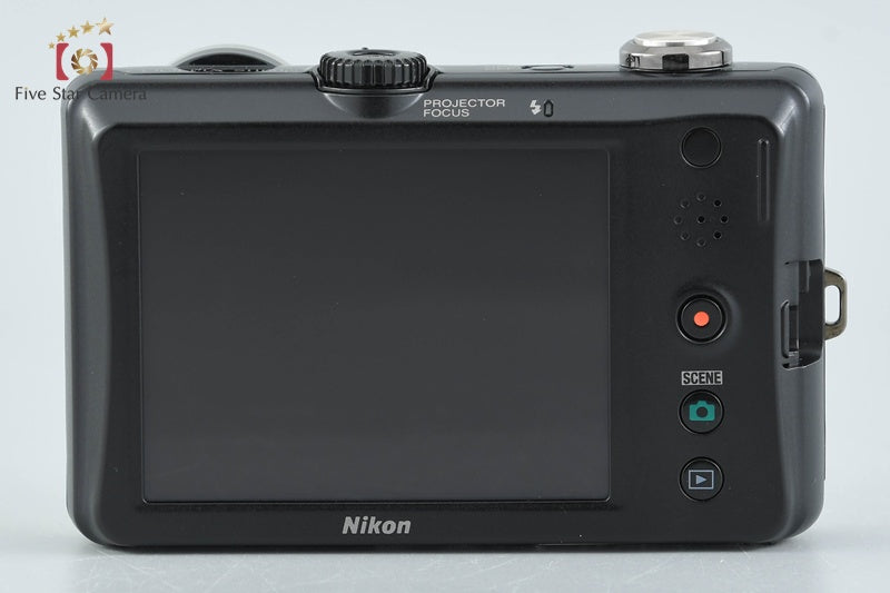 Nikon COOLPIX S1100 pj Silver 14.1MP Digital Camera