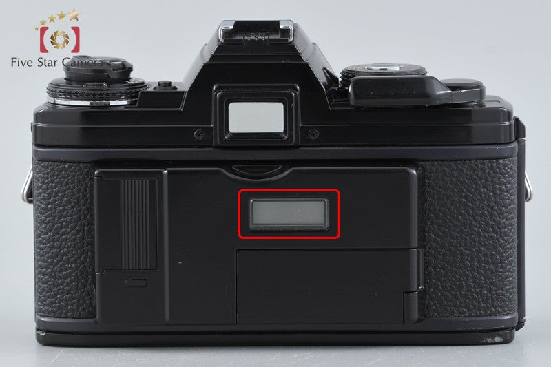 Minolta New X-700 35mm SLR Film Camera Body w/ Data Back