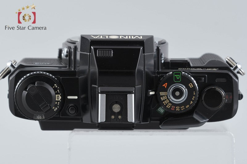 Minolta New X-700 35mm SLR Film Camera Body w/ Data Back
