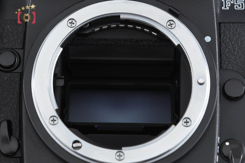 Nikon F5 35mm SLR Film Camera Body