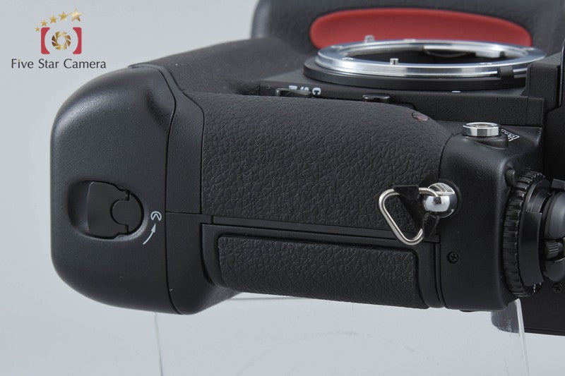 Nikon F5 35mm SLR Film Camera Body