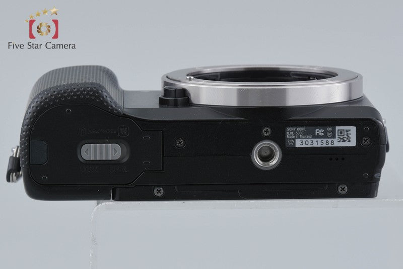 Sony α5000 ILCE-5000 Black 20.1 MP Mirrorless Digital Camera