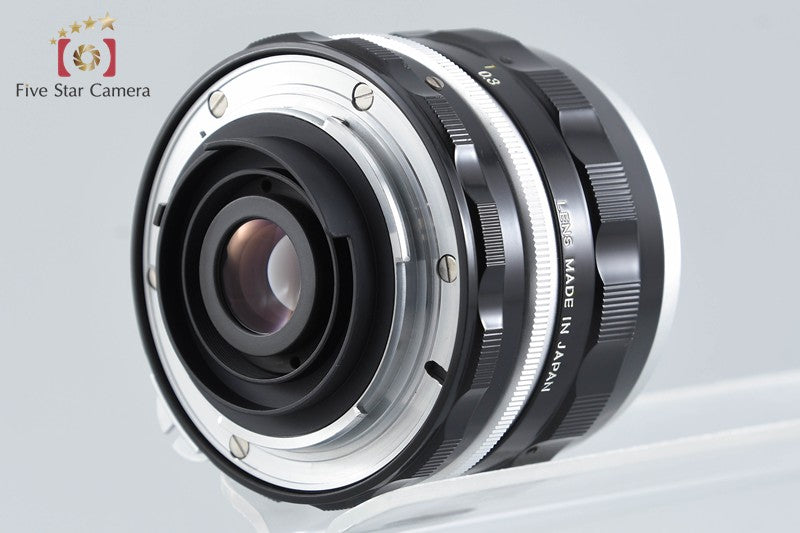 Nikon NIKKOR-S Auto 35mm f/2.8 Non Ai Lens