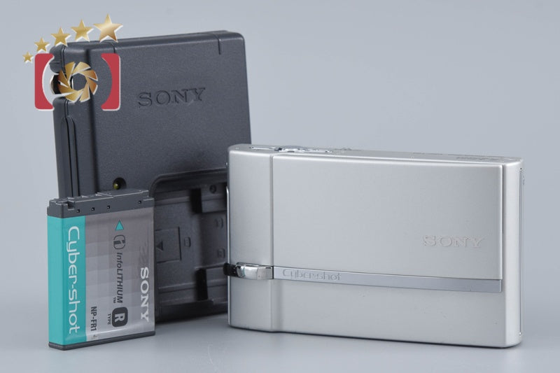 Sony Cyber-Shot DSC-T30 Silver 7.2 MP Digital Camera [Japanese Language Only]