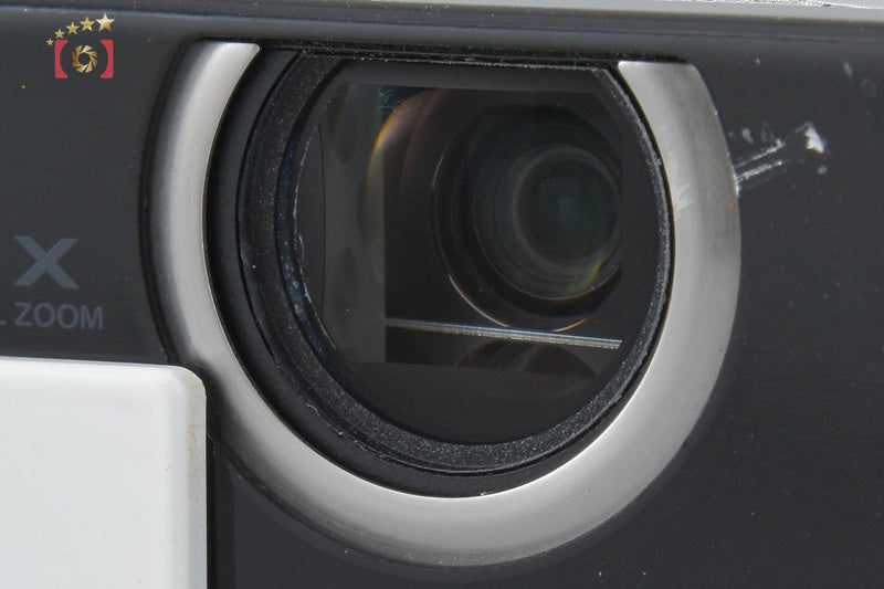 Fujifilm FINEPIX Z100fd White & Black 8.0 MP Digital Camera