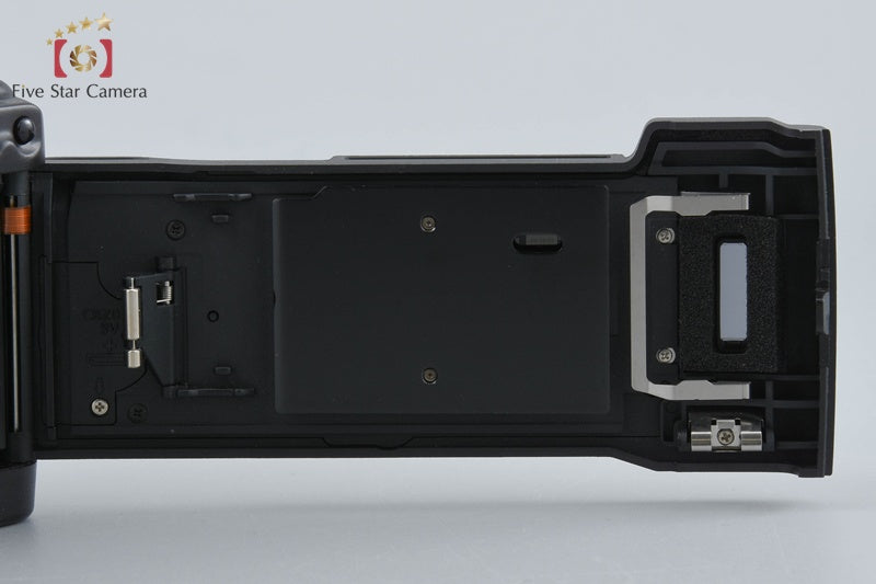 Canon EOS 7 35mm SLR Film Camera Body