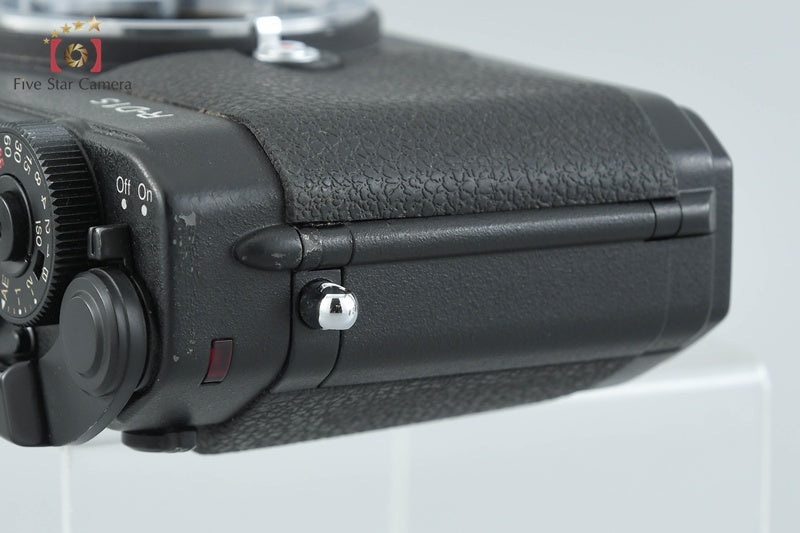 EPSON R-D1s 6.1 MP Digital Rangefinder Camera