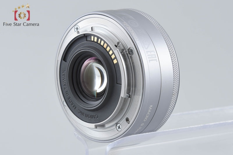 Canon EF-M 22mm f/2 STM Silver