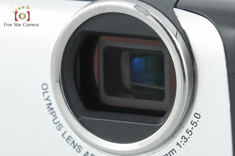 Olympus μ790SW Premium Silver 7.1 MP Digital Camera