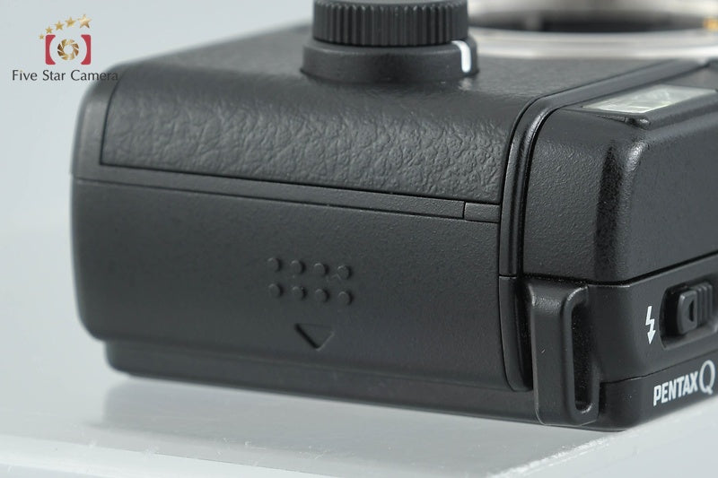 "Shutter count 967" PENTAX Q Black 12.4 MP Digital Mirrorless Camera Body