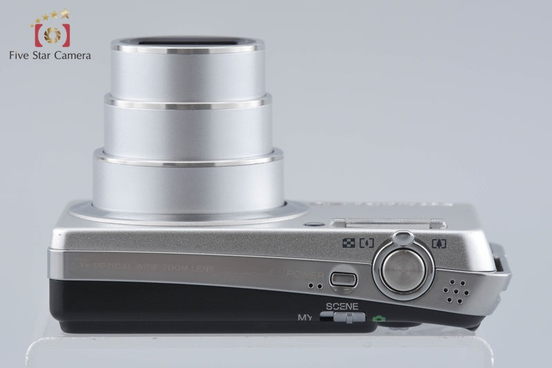 Ricoh Caplio R7 Silver 8.1 MP Digital Camera