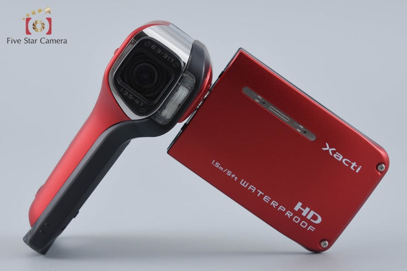 SANYO Xacti DMX-CA9 Red 10.0 MP Digital Movie Camera [Japanese Language Only]