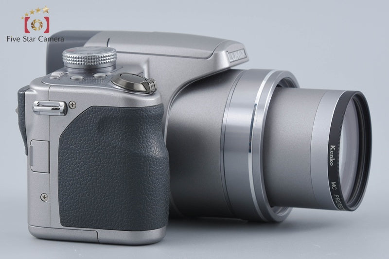 Panasonic LUMIX DMC-FZ28 Silver 10.1 MP Digital Camera [Japanese Language Only]