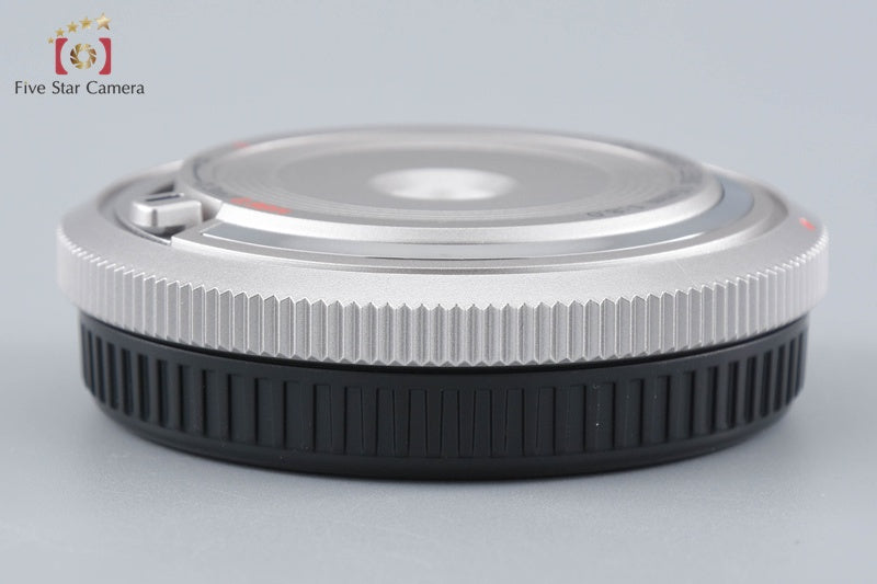 Olympus 15mm f/8 Body Cap Lens BCL-1580 Silver