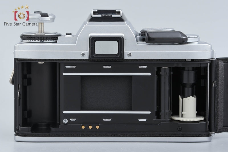 Minolta X-700 35mm SLR Film Camera Body
