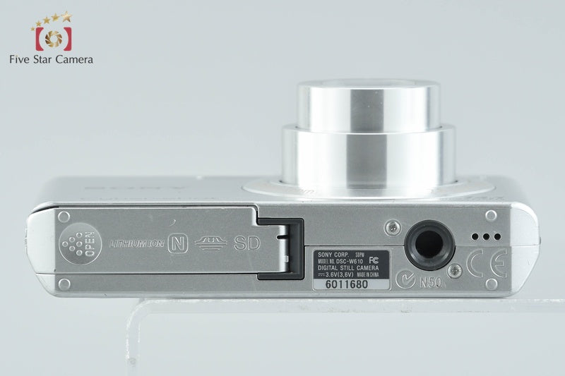 Sony Cyber-Shot DSC-W610 Silver 14.1 MP Digital Camera [Japanese Language Only]