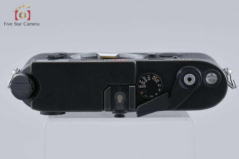 Leica M6 Black 35mm Rangefinder Film Camera Body