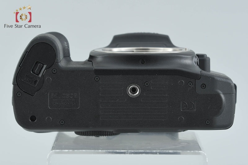 Canon EOS 7 35mm SLR Film Camera Body + BP-300 Battery Pack