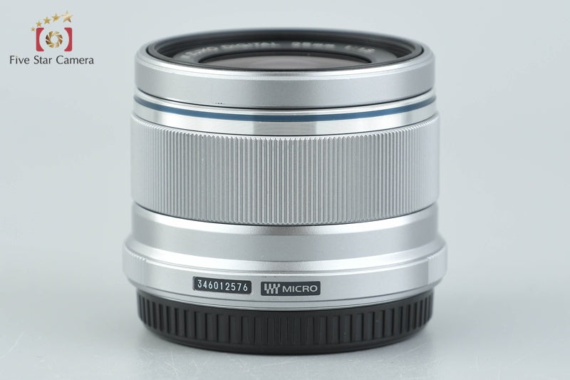 Olympus M.ZUIKO DIGITAL 25mm f/1.8 Silver