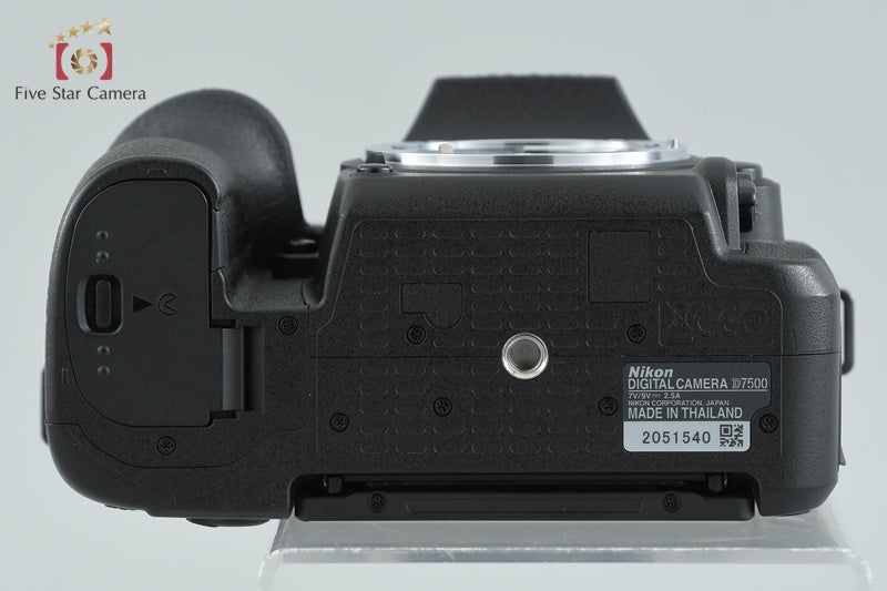 "Shutter count 958" Nikon D7500 20.9 MP Digital SLR Camera Body