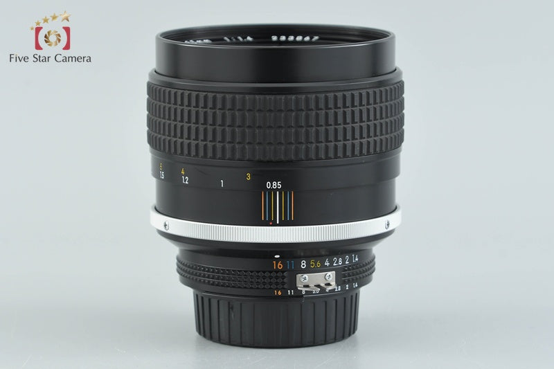 Nikon Ai-S NIKKOR 85mm f/1.4