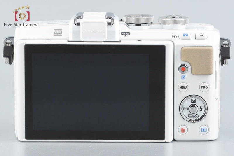 "Shutter count 2,122" Olympus PEN Lite E-PL7 White 16.1 MP 14-42 Lens