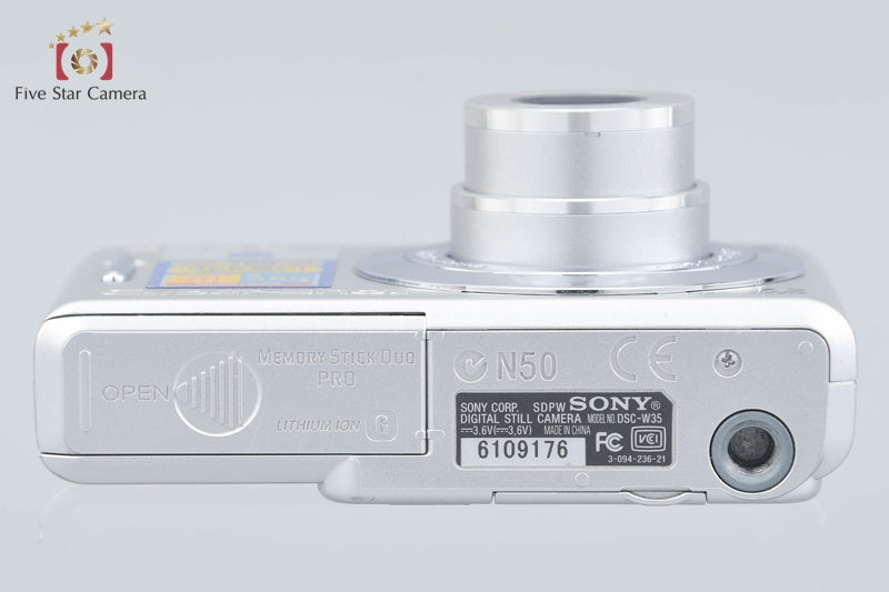 Sony Cyber-shot DSC-W35 7.2 MP Digital Camera [Japanese Language Only]