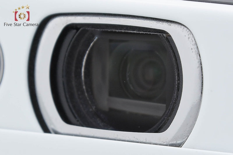Fujifilm FinePix Z1000EXR White 16.0 MP Digital Camera