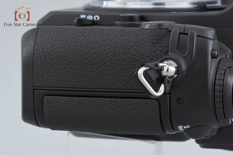 Nikon F6 35mm SLR Film Camera Body
