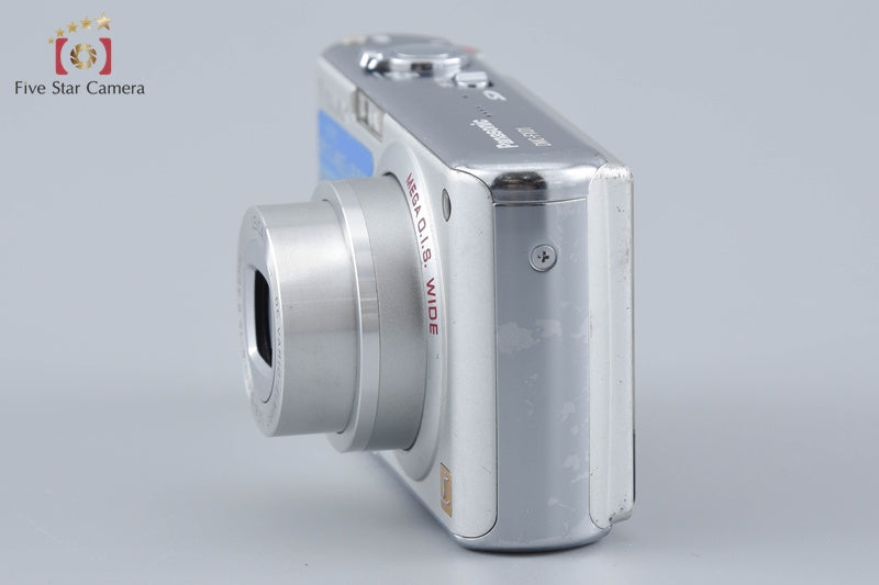 Panasonic LUMIX DMC-FX01 Silver 6.0 MP Digital Camera