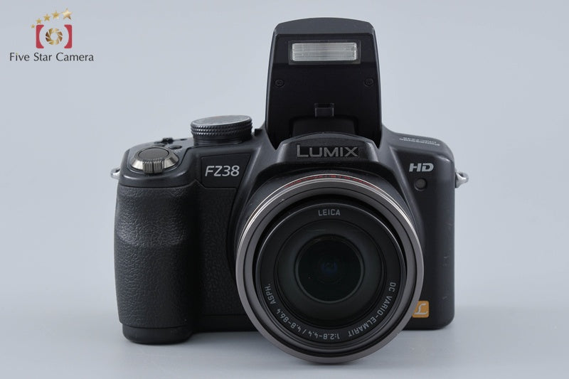 Panasonic LUMIX DMC-FZ38 12.1 MP Digital Camera [Japanese Language Only]
