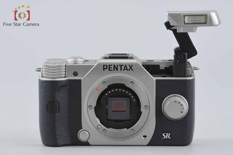 "Shutter count 1,954" PENTAX Q10 Silver 12.4 MP Digital Camera 5-15 Lens