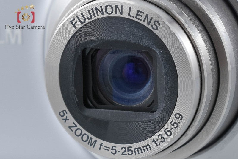 Fujifilm FinePix JX200 Silver 12.2 MP Digital Camera w/ Box