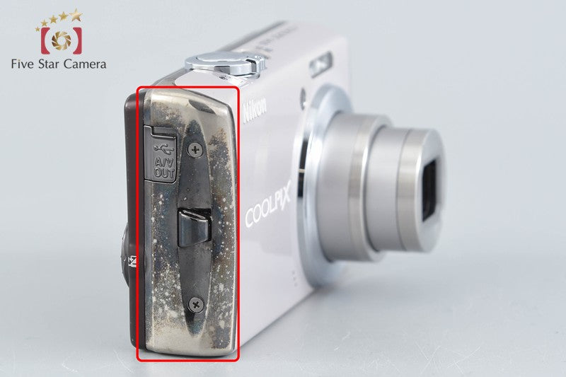 Nikon COOLPIX S620 Pearl White 12.2 MP Digital Camera