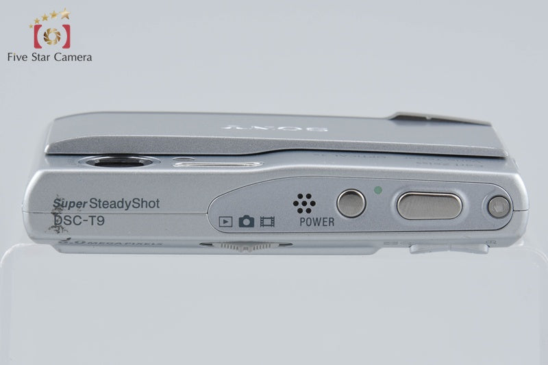 Sony Cyber-Shot DSC-T9 Silver 6.0 MP Digital Camera [Japanese Language Only]