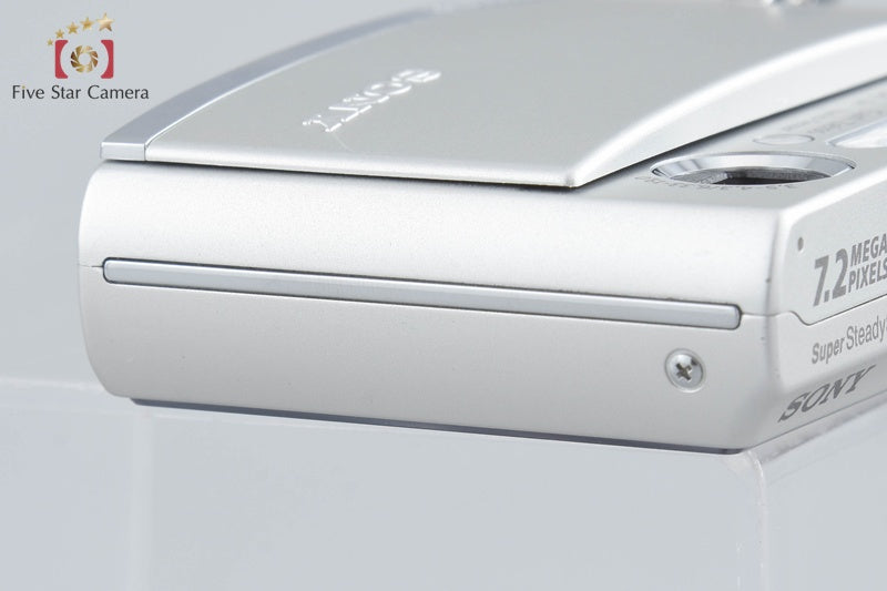 Sony Cyber-shot DSC-T30 Silver 7.2 MP Digital Camera [Japanese Language Only]
