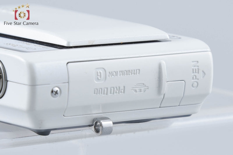SONY Cyber-shot DSC-T20 White 8.1 MP Digital Camera [Japanese Language Only]
