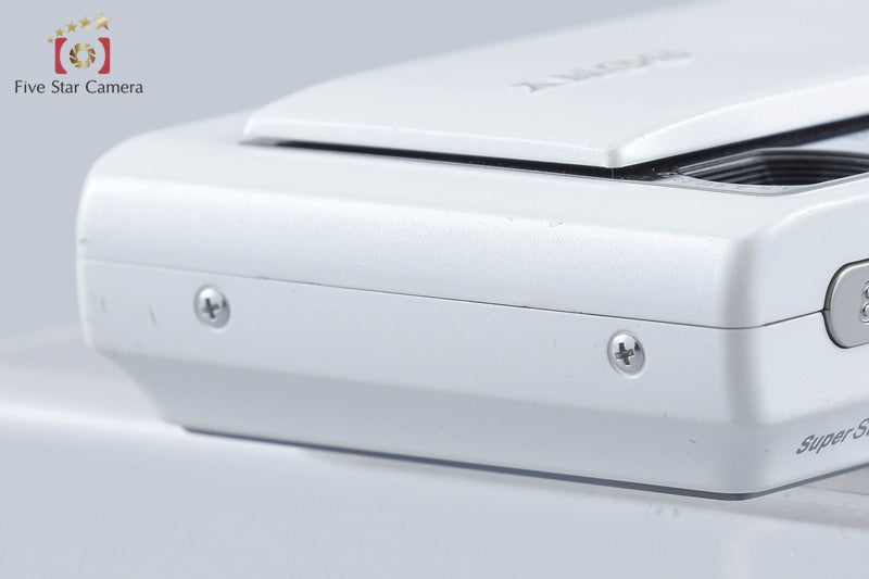 SONY Cyber-shot DSC-T20 White 8.1 MP Digital Camera [Japanese Language Only]
