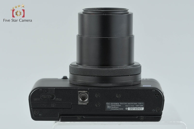 Sony Cyber-Shot DSC-RX100M5A 20.1 MP Digital Camera [Japanese Language Only]