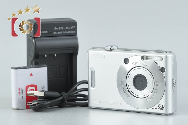 Sony Cyber-Shot DSC-W30 Silver 6.0 MP Digital Camera [Japanese Language Only]